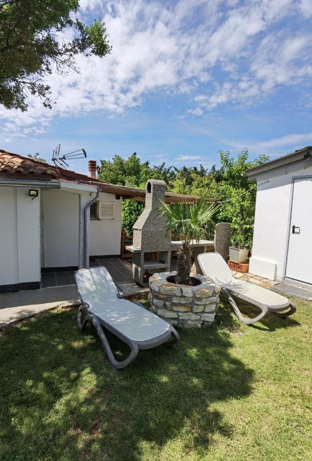 Apartment Rosemary Medulin Exterior foto